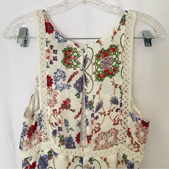 Aakaa Floral Print Dress - Picture 4 of 10